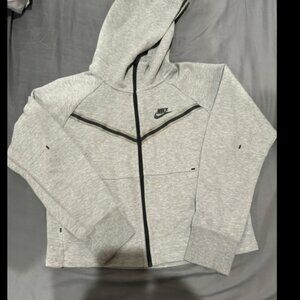 Nike Tech Fleece